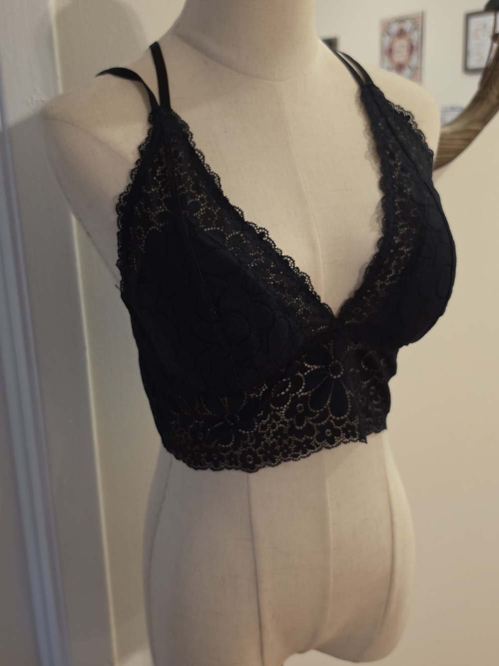 aerie Black Floral Lace Bralette